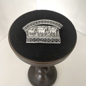 Pin, horses, silver tone, 2.5”L x 1.75” H